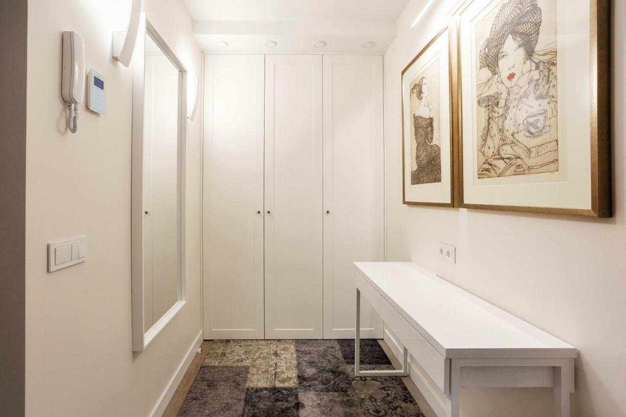 Luxury For Everyone - Hills Park Lux Apartments 1 فيلنيوس المظهر الخارجي الصورة
